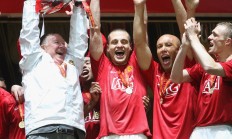 三亿体育体育登录-关于曼联晋级欧联杯决赛，将对阵阿森纳争夺冠军的信息