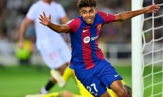 三亿体育体育官网-西班牙队横扫欧国联夺冠，球迷热议胜利辉煌成就的简单介绍