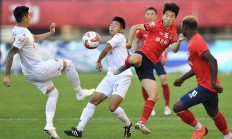 关于中甲足球比赛即将打响，各队实力均衡的信息