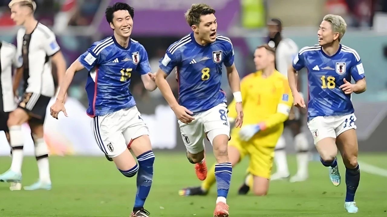 日本足球传奇杯东京砍倒神户胜莫斯科