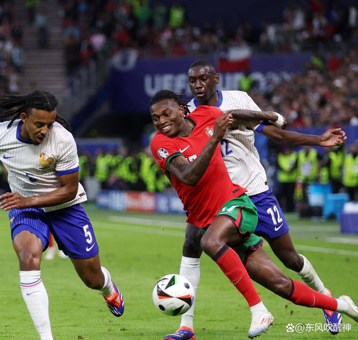 西班牙队横扫欧国联夺冠，球迷热议胜利辉煌成就的简单介绍