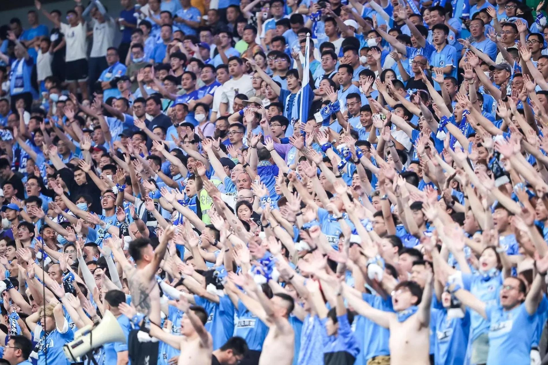 中超联赛史上最精彩比赛，引无数球迷疯狂欢呼的简单介绍