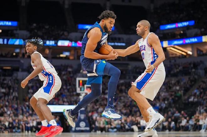 猛龙逆转森林狼,继续保持不败纪录 猛龙逆转森林狼,继续保持不败纪录